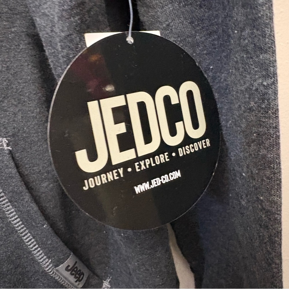 Jeep Men's Black Pullover Hoodie with Patriotic Logo - Picture 8 of 11